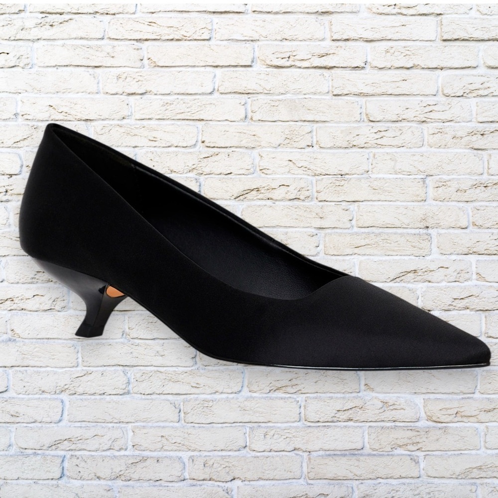 NEW Katy Perry Micro Kitten Heel Pump Shoe- Pointed Toe - Size 6